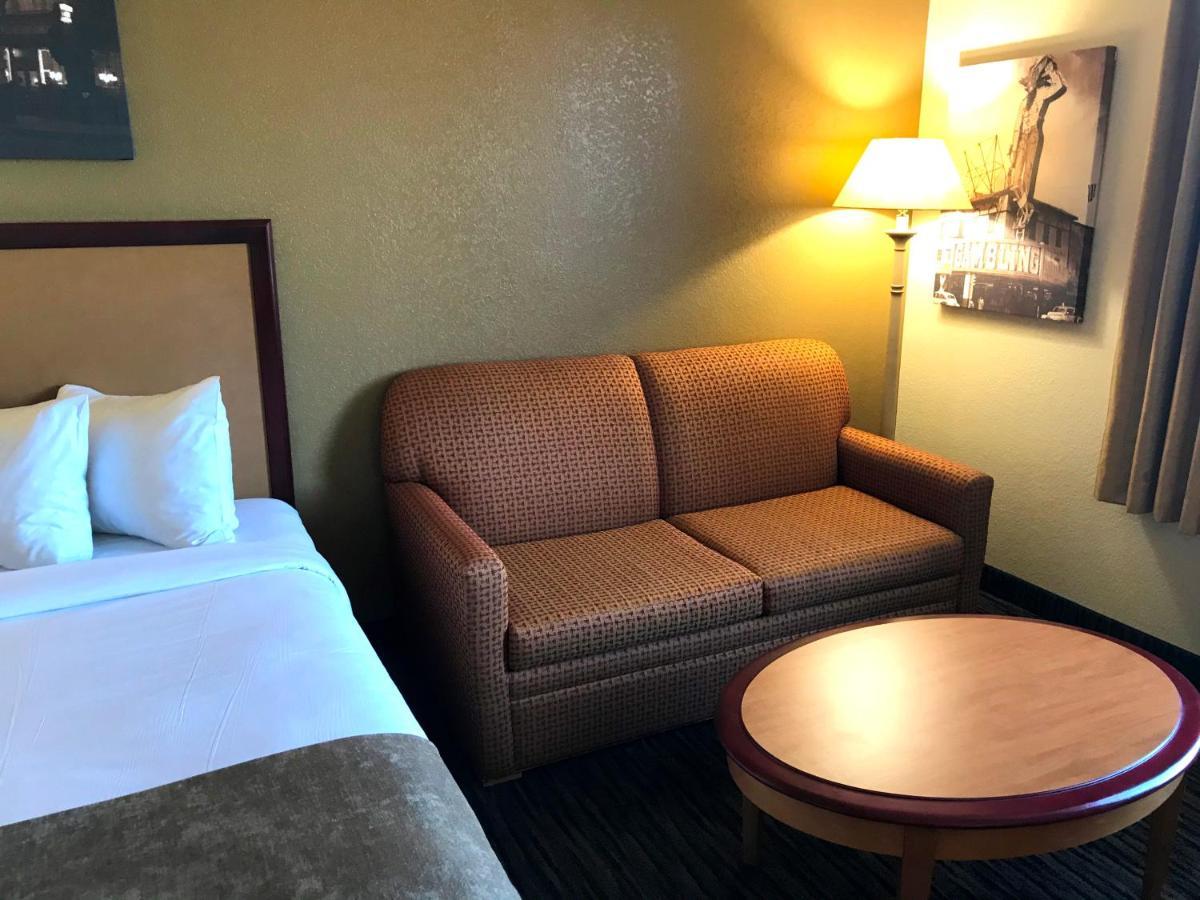 Ramada By Wyndham Terrible'S Hotel & Casino 진 외부 사진
