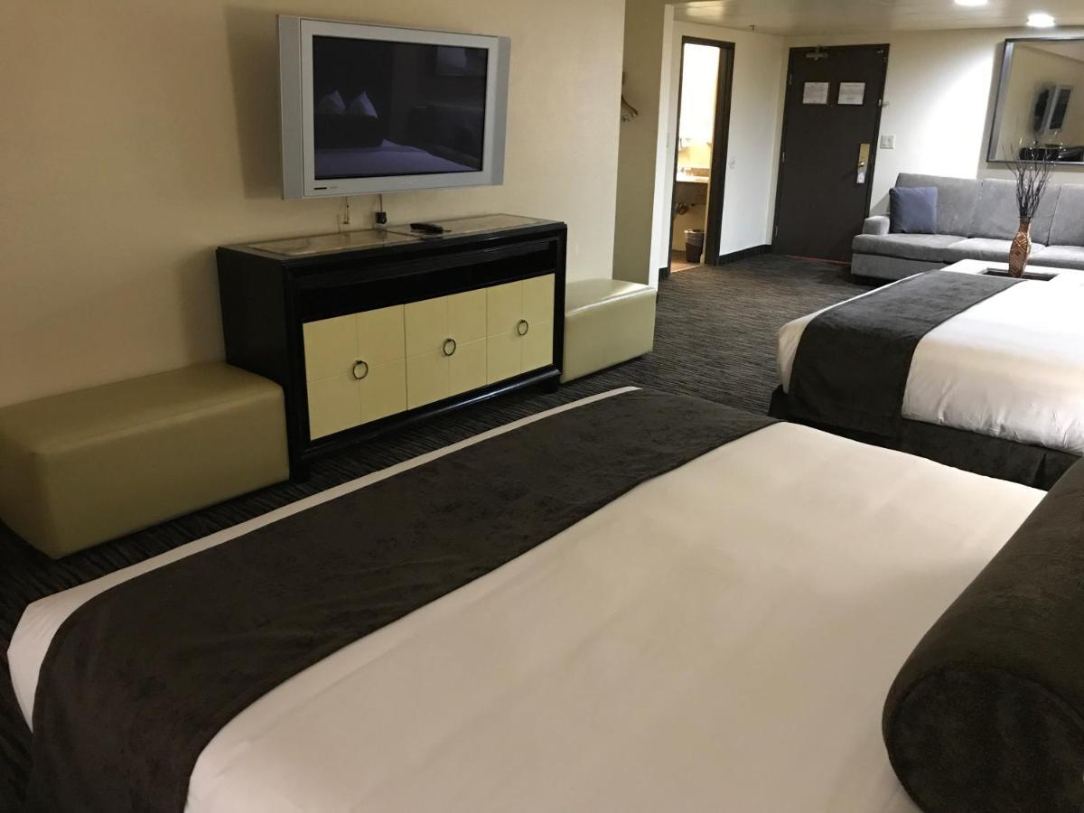Ramada By Wyndham Terrible'S Hotel & Casino 진 외부 사진
