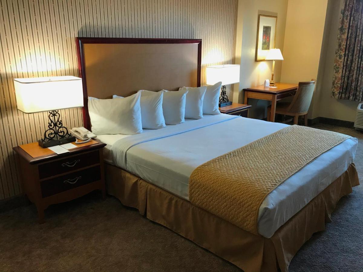Ramada By Wyndham Terrible'S Hotel & Casino 진 외부 사진