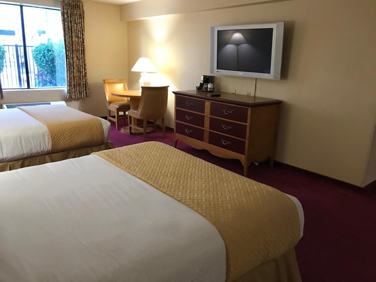 Ramada By Wyndham Terrible'S Hotel & Casino 진 외부 사진