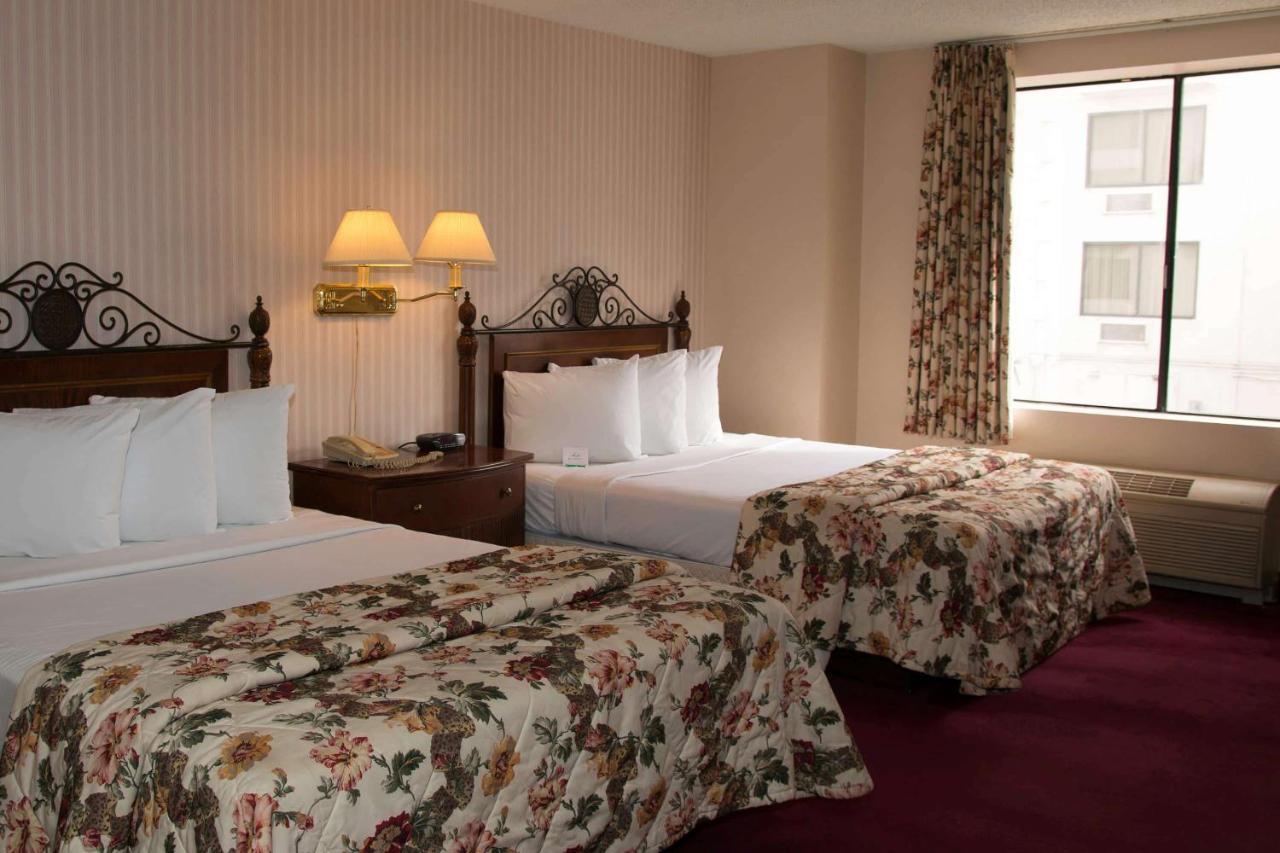 Ramada By Wyndham Terrible'S Hotel & Casino 진 외부 사진